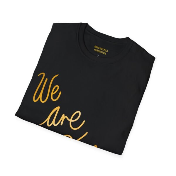 Camiseta "WE ARE ONE" - Image 8